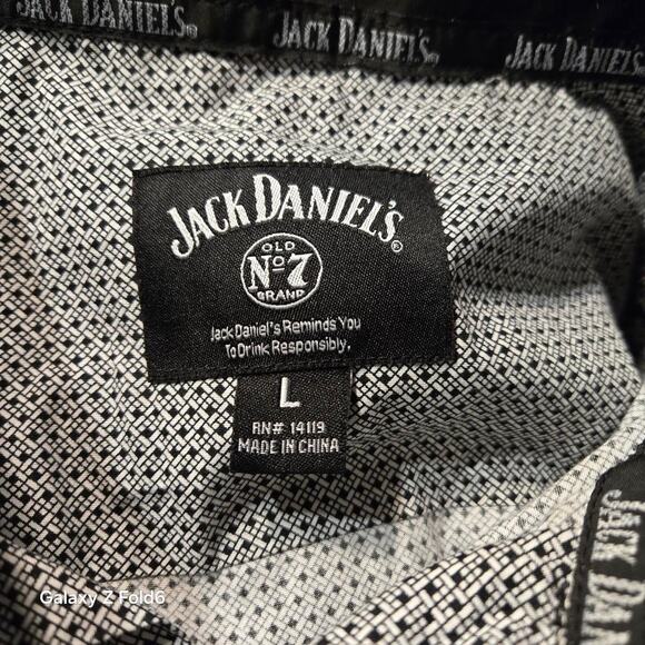 Grey and black Jack Daniel's button up size Large - Picture 5 of 8